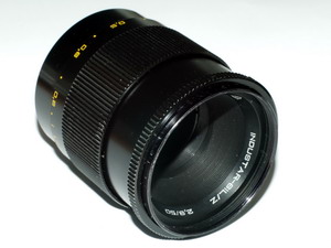 Industar-61L/Z 50mm f/2.8 Macro Lens Review