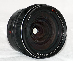 Carl Zeiss Jena Flektogon 20mm f/2.8 MC M42 lens review