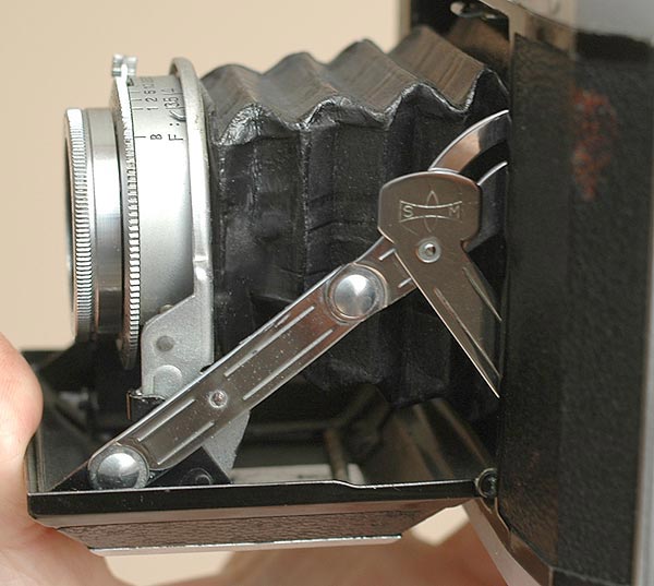 folder_with_hole_fixed